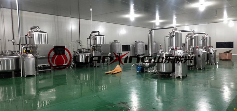 小黃魚(yú)酥真空油炸機(jī)--聯(lián)興機(jī)械